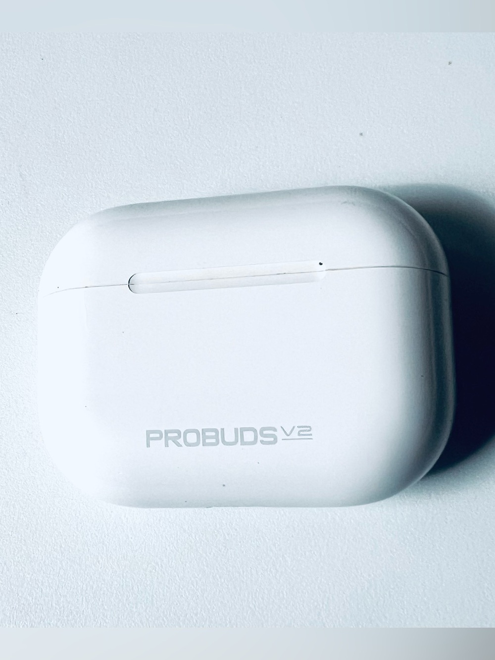 PROBUDS V2 True Wireless Earbuds Case - White in Working Condition